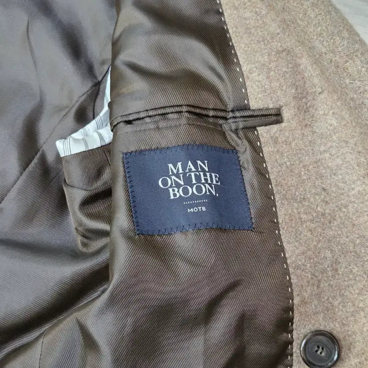 [BUNJANG] Man On The Boon Brown Double Coat (Size 48) / 맨온더분 브라운 더블코트 48