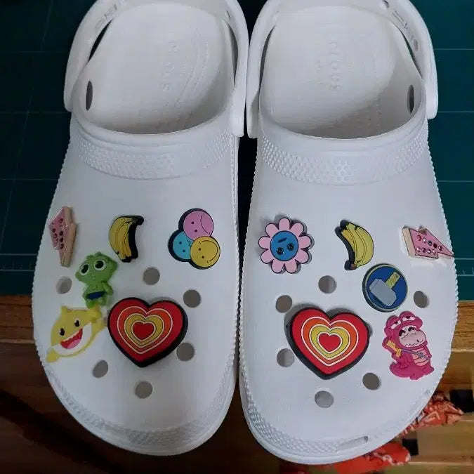 [SOLD OUT] 크록스 클래식 플랫폼.W8. 250