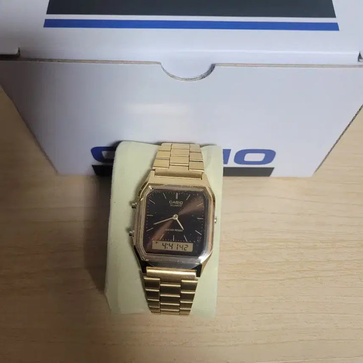 [BUNJANG] Casio AQ Gold Digital Watch / 카시오 AQ 아나디지 금장 시계 새상품