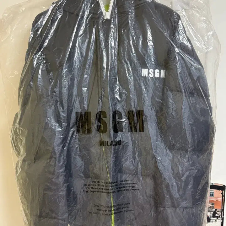 [BUNJANG] MSGM Padded Jacket Size 46 New / MSGM 패딩 46 미착용 새상품