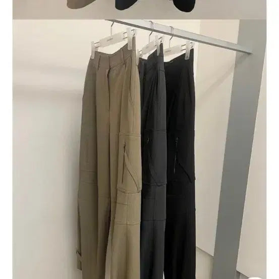 [BUNJANG] London Plat Mare Cargo Pants (Khaki, M) / 런던플랏 마레 카고 팬츠