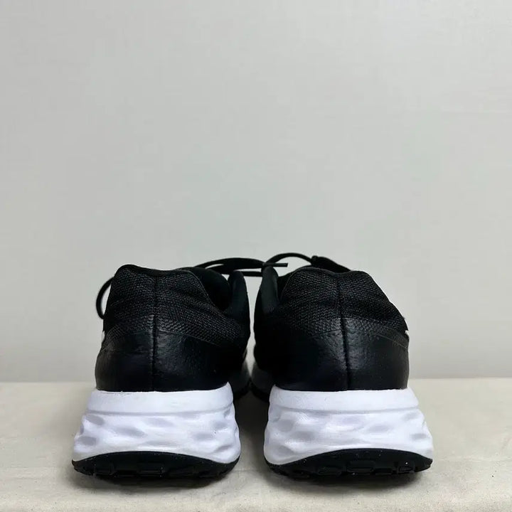 [SOLD OUT] 295나이키 레볼루션6 런닝화  -352