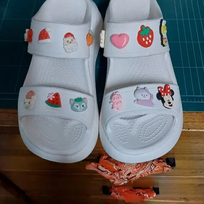 [SOLD OUT] 크록스 크러쉬 샌들.W6. 230