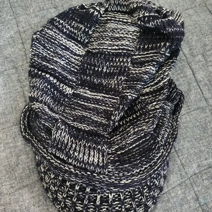 [BUNJANG] Navy/White Knit Beanie (New) / 네이비/화이트 니트 챙 모자(미착용새상품)