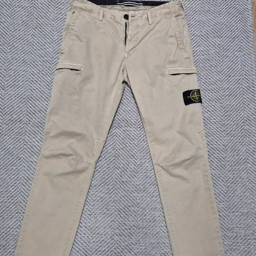 [BUNJANG] Stone Island Cargo Pants Beige / 한글택 새상품급 29-30 S-M 스톤아일랜드 카고바지 베이지색