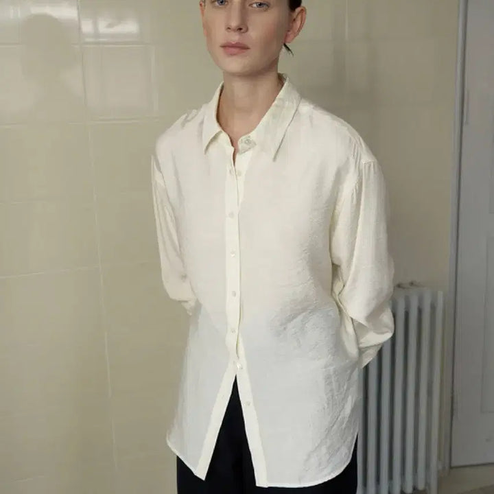 [BUNJANG] Obbeige Glow Standard Shirt - Cream Ivory Blouse / 오브베이지 GLOW STANDARD SHIRTS_CREAM IVORY_O