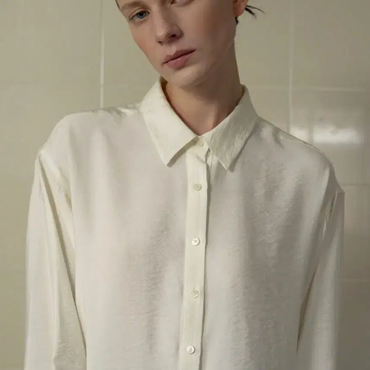 [BUNJANG] Obbeige Glow Standard Shirt - Cream Ivory Blouse / 오브베이지 GLOW STANDARD SHIRTS_CREAM IVORY_O