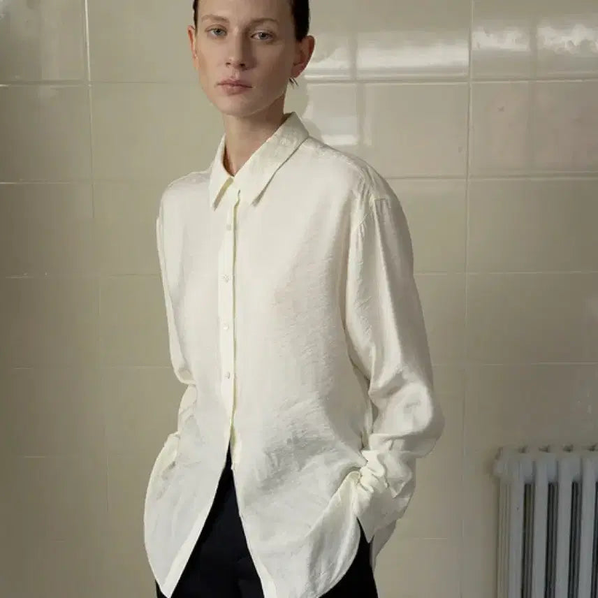 [BUNJANG] Obbeige Glow Standard Shirt - Cream Ivory Blouse / 오브베이지 GLOW STANDARD SHIRTS_CREAM IVORY_O