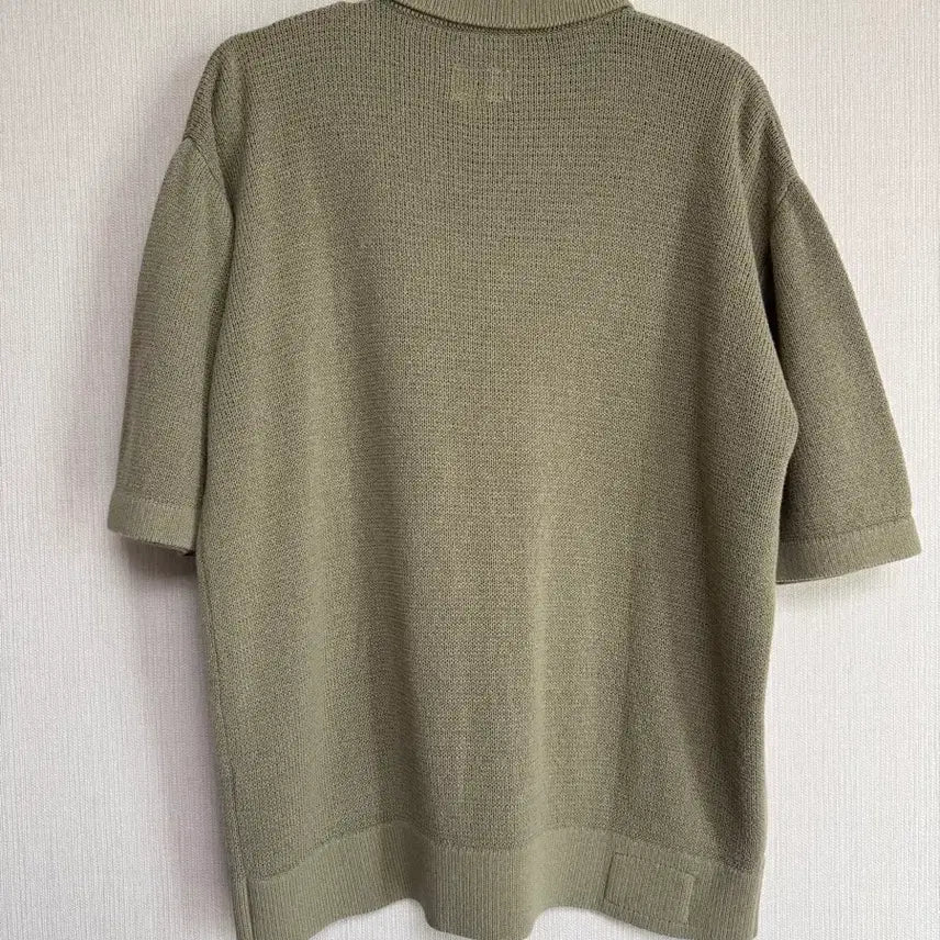 [BUNJANG] Ruffside Collar Half Knit Light Olive / 러프사이드 카라 하프 니트 라이트올리브 2