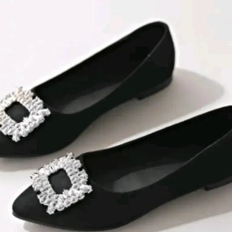 [BUNJANG] Black Cubic Embellished Flat Shoes / 새상품 블랙 큐빅 장식 플랫 슈즈250