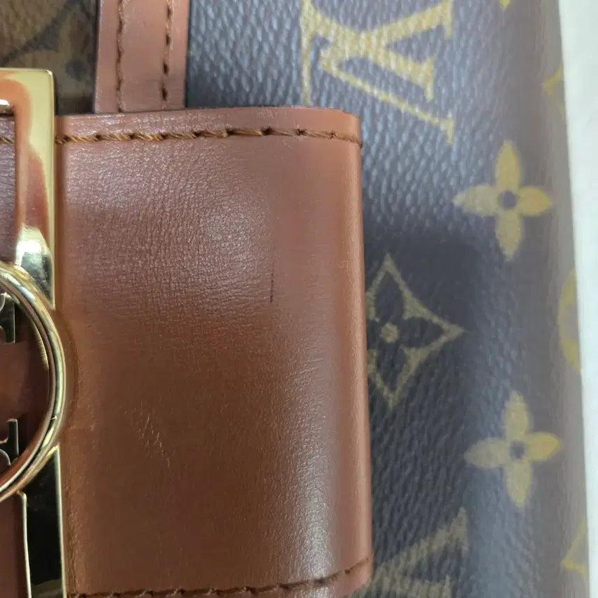 [BUNJANG] Louis Vuitton Mini Dauphine Handbag / [가격내림] 루이비통 미니 도핀  판매합니다.