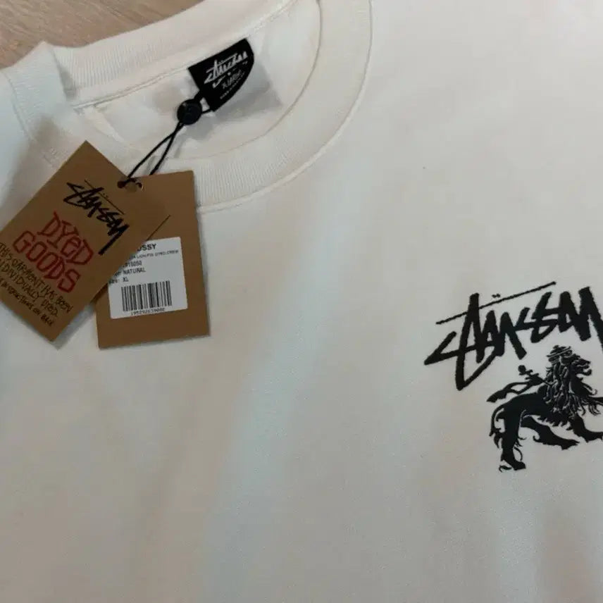 [BUNJANG] Stussy Ryan Pigment Sweatshirt White (XL) / [XL] 스투시 라이언 피그먼트 맨투맨 화이트 판매합니다.