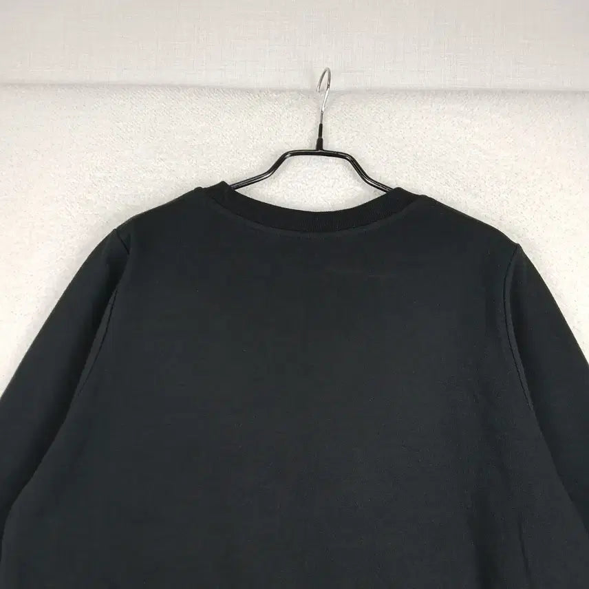 [BUNJANG] Black Sweatshirt (Size 66) / 여성 블랙 맨투맨 티셔츠(66)