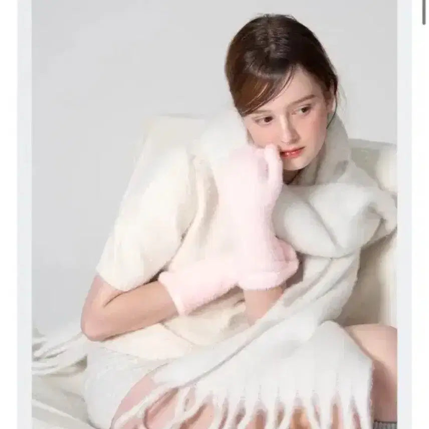 [BUNJANG] Nuah Studio Angora Fur Gloves / (새상품/무배) 앙고라 털장갑 누아스튜디오