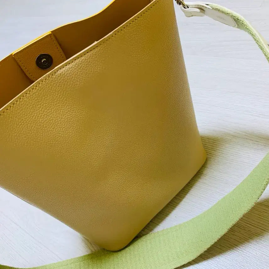 [BUNJANG] FIND KAPOOR PANA Bag 20 Basic Yellow Combo Handbag / [FIND KAPOOR] 파인드 카푸어 파나백 20 베이직 옐로우 콤비