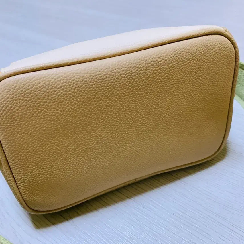 [BUNJANG] FIND KAPOOR PANA Bag 20 Basic Yellow Combo Handbag / [FIND KAPOOR] 파인드 카푸어 파나백 20 베이직 옐로우 콤비