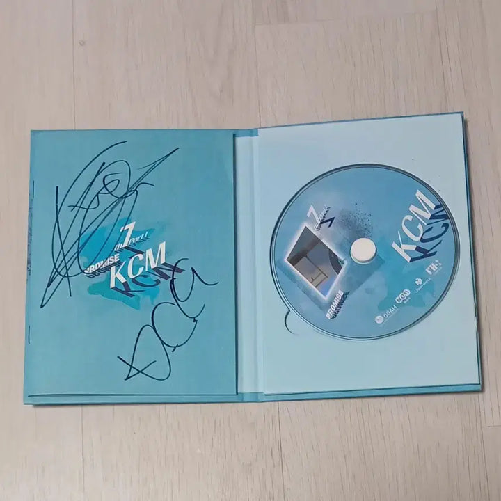 [BUNJANG] KCM Signed Album CD / KCM 친필사인 CD
