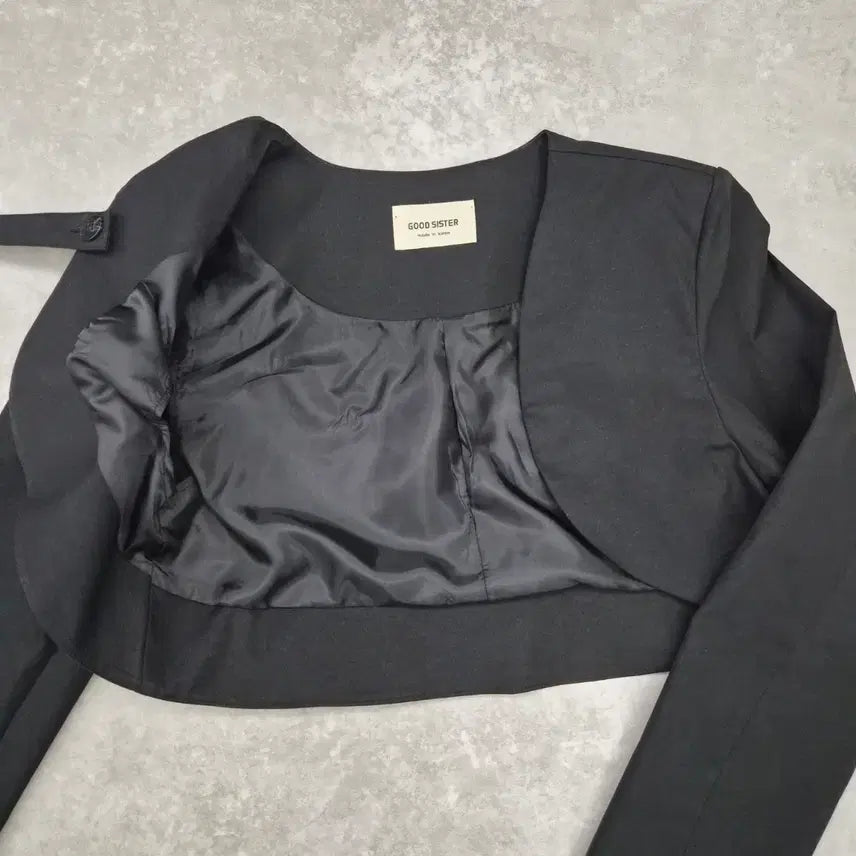 [BUNJANG] Good Sister Black Crop Jacket / 굿 시스터 블랙 크롭 자켓