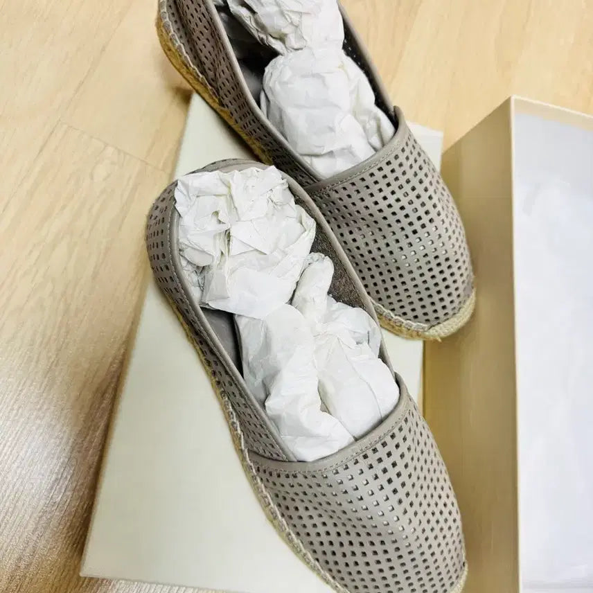 [BUNJANG] LA CORDE BLANCHE Georgie Espadrille - Taupe - Size 38 / [정품/새상품] 라코르데 블랑쉬 펀칭 에스파듀 - 38사이즈