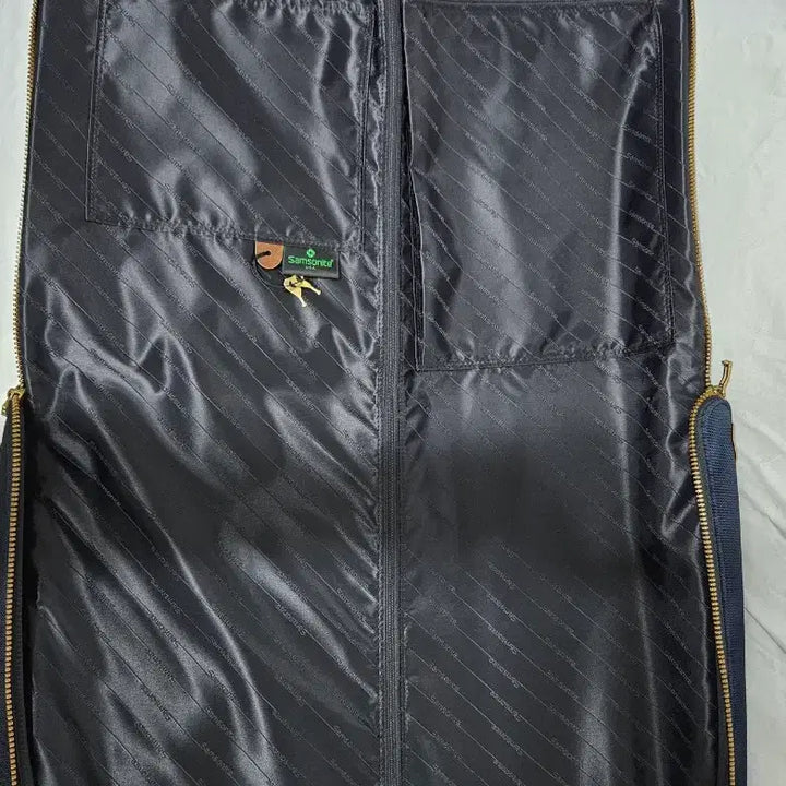 [BUNJANG] Samsonite Japan Limited Premium Classic Garment Bag / <일본한정제작>샘소나이트 고급 클래식 정장 수트 케이스 가먼트백