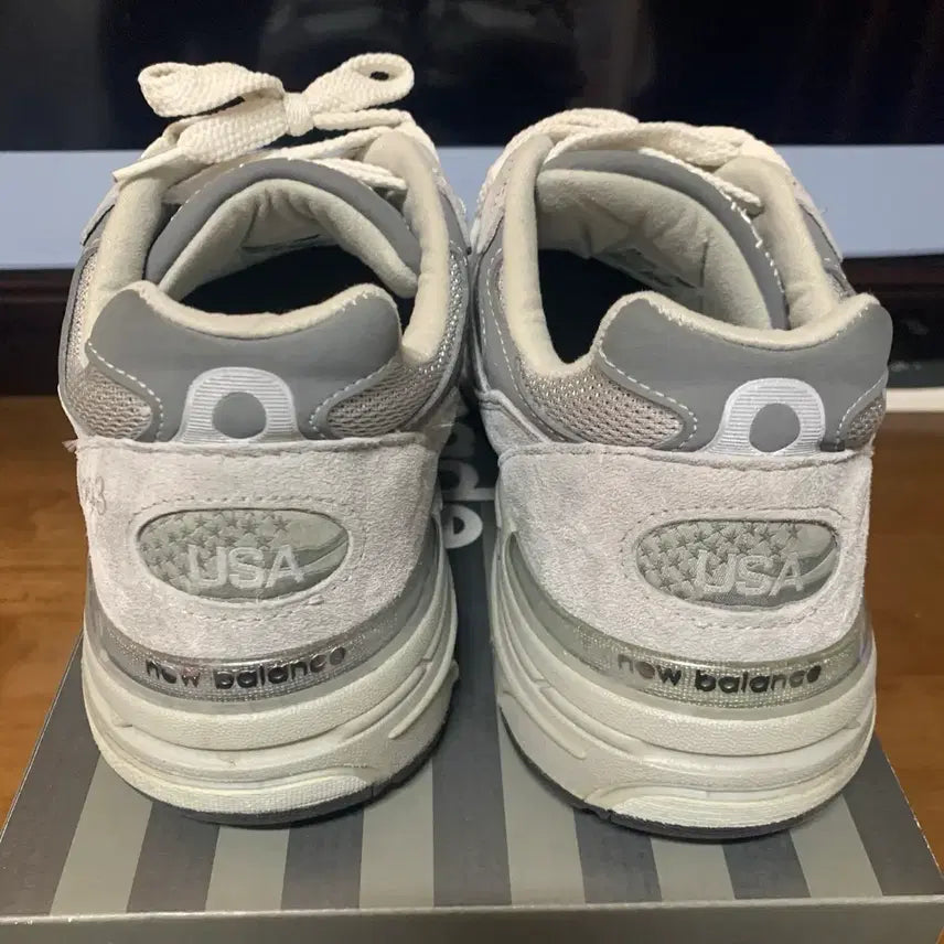 [BUNJANG] New Balance 993 Gray 2E Sneakers / 뉴발란스 993 그레이 2e 270