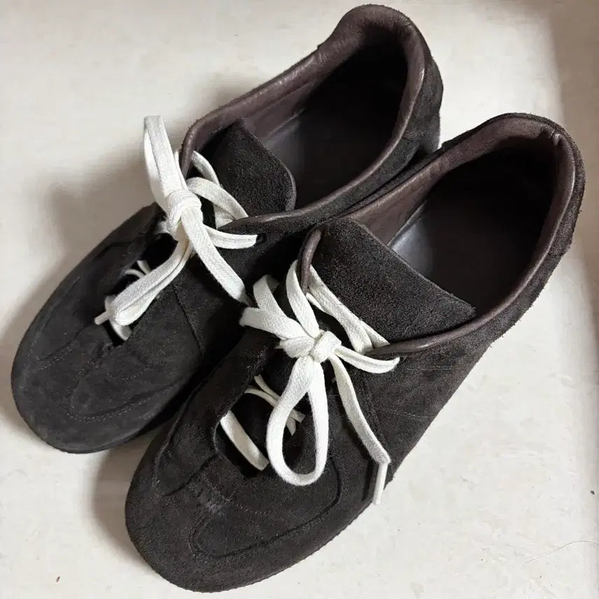 [BUNJANG] mmrb Trainer Sneakers / mmrb 트레이너 245