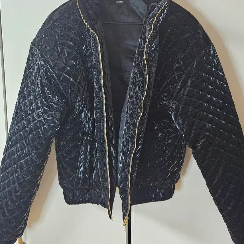 [BUNJANG] Liberta Quilted Blouson Jacket / Liberta 퀼팅  블루종 블랙ㅡ새상품