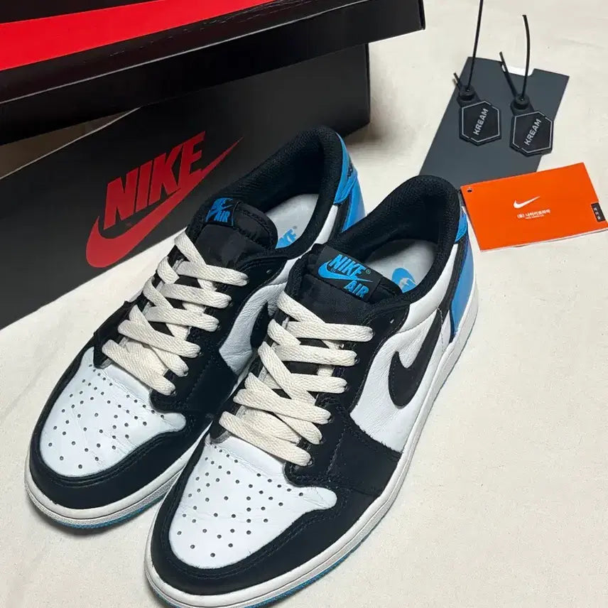 [SOLD OUT] 조던 1 로우 다크 파우더 블루 255