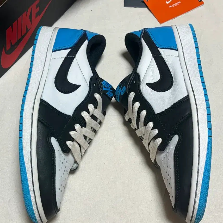 [SOLD OUT] 조던 1 로우 다크 파우더 블루 255