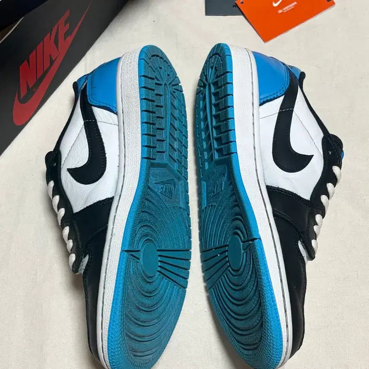 [SOLD OUT] 조던 1 로우 다크 파우더 블루 255