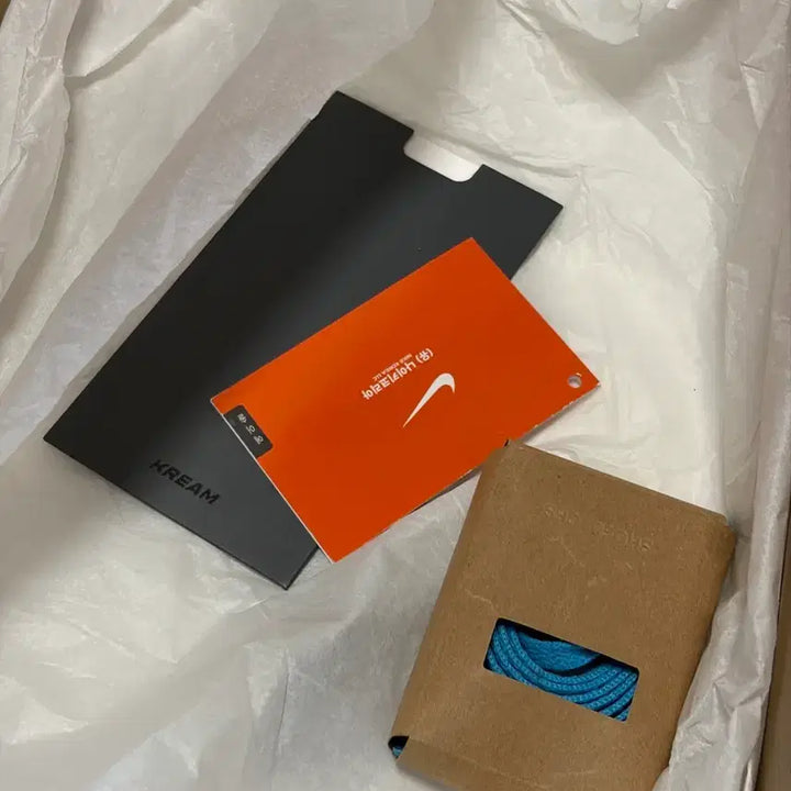 [SOLD OUT] 조던 1 로우 다크 파우더 블루 255