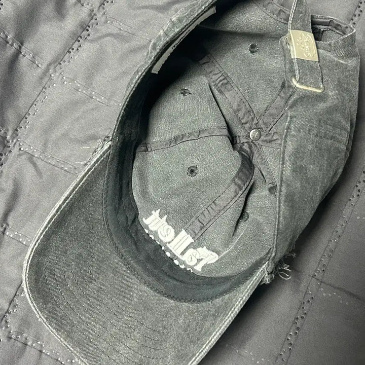 [BUNJANG] Fallett Damage Ball Cap Charcoal / 팔렛 데미지 볼캡 차콜