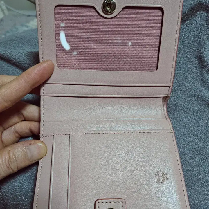 [BUNJANG] MCM Rabbit Pink Wallet / MCM핑크 래빗 반지갑