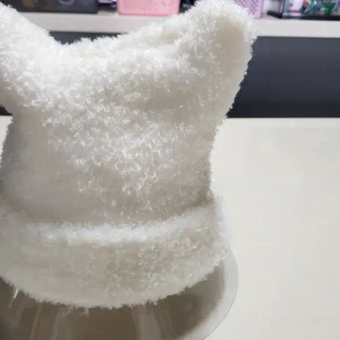 [BUNJANG] Knit Cat Ear Beanie Black/White / 뽀글이 고양이 귀 니트 모자 블랙/화이트