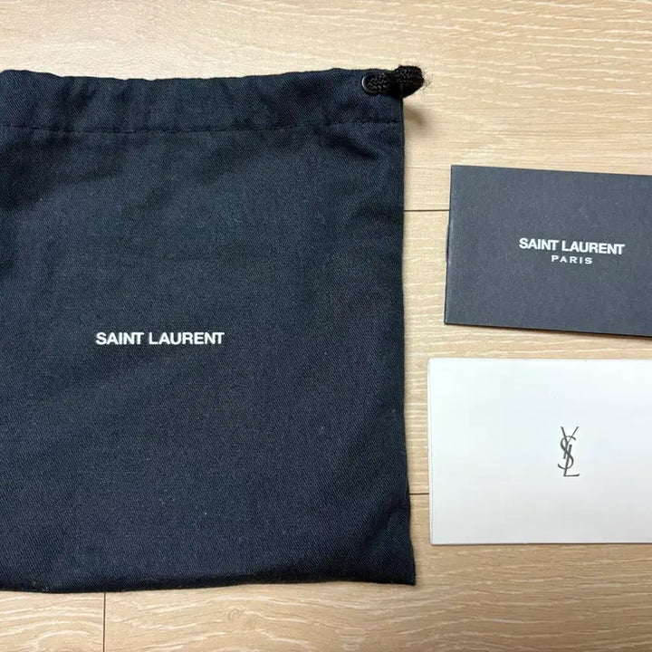 [BUNJANG] Yves Saint Laurent Wallet / 입생로랑 반지갑