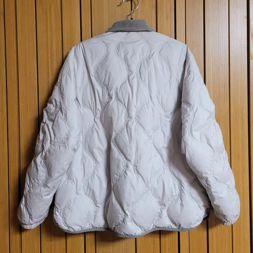 [BUNJANG] K2 Silkstar Wave Goose Down Lightweight Padded Jacket / K2 퀼팅 실크스타 웨이브 구스다운 경량패딩 90