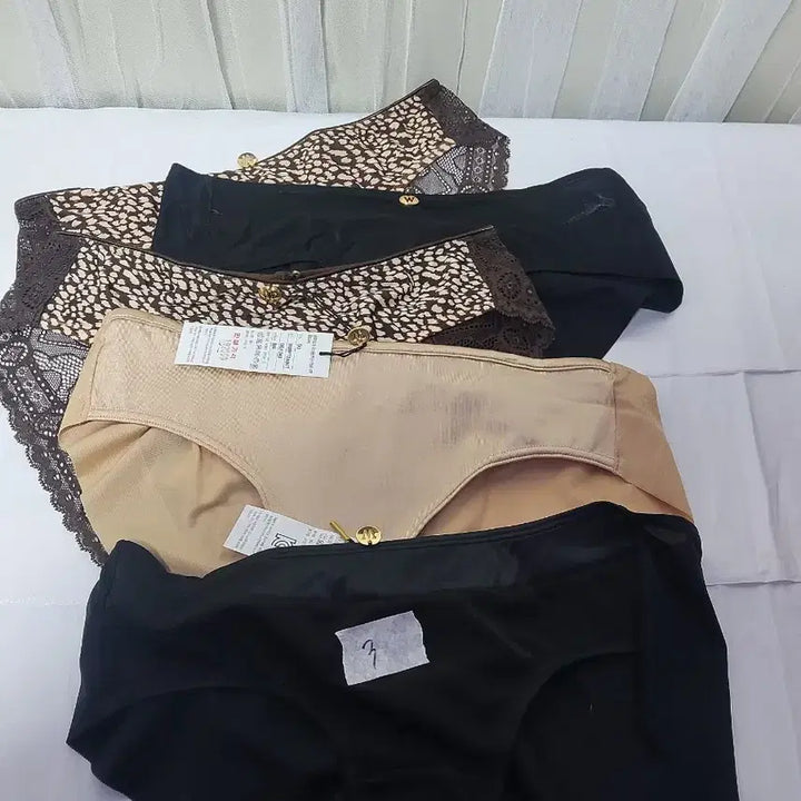 [BUNJANG] Wonderbra Panties 90 Size 5-Piece Mix Set / [새상품]원더브라 팬티 90싸이즈/5장 믹스(5종류)