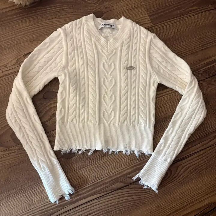 [BUNJANG] Love is True Cable Knit Crop Top / 러브이즈트루 꽈배기 크롭니트
