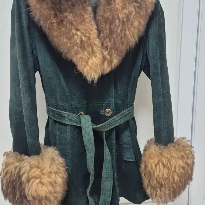 [BUNJANG] Joinus Suede Mouton Coat 66 / 조이너스 스웨이드 무스탕 코트 66