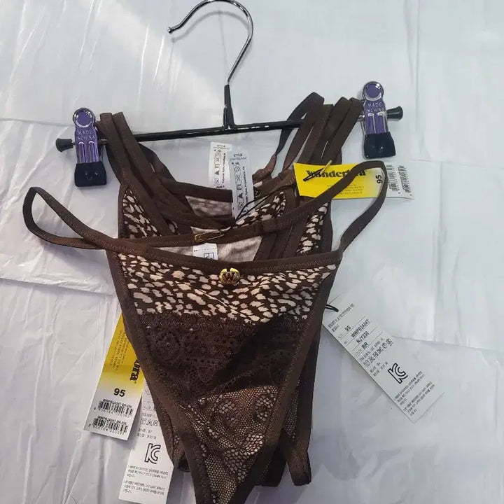 [BUNJANG] Wonderbra T-back Panties (95 Size) - 5-Piece Set / [새상품]원더브라 티팬티 95싸이즈/5장 믹스(5종류)