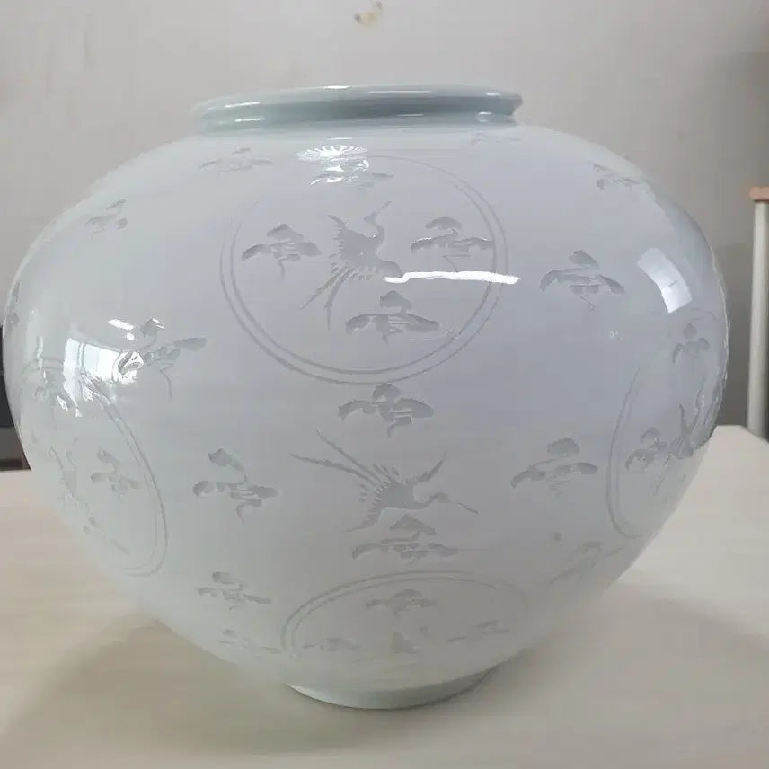 [BUNJANG] Seonchon Kim Sunhwa Masterpiece White Porcelain Moon Jar / 선촌 김선화 명장 운학문 백자 달항아리