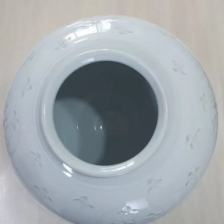 [BUNJANG] Seonchon Kim Sunhwa Masterpiece White Porcelain Moon Jar / 선촌 김선화 명장 운학문 백자 달항아리