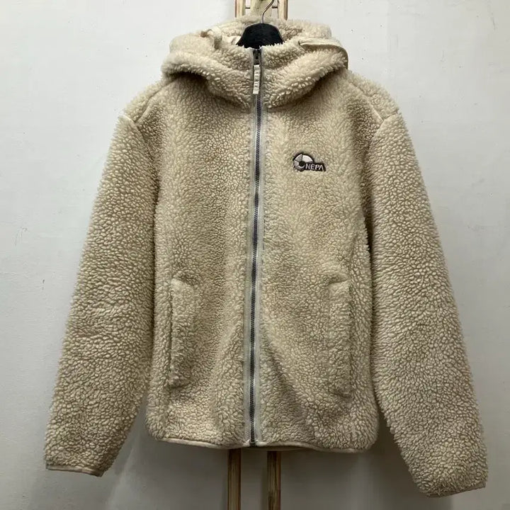 [BUNJANG] NEPA Hoodie Jumper (Size M) / 1 네파(NEPA) 뽀글이 후드 점퍼 95(M)