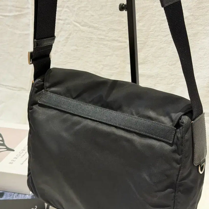 [BUNJANG] Prada Juwoo Jae Bag Messenger Bag / 정품 프라다 포코노 나일론 사피아노 주우재백 메신저백 크로스백