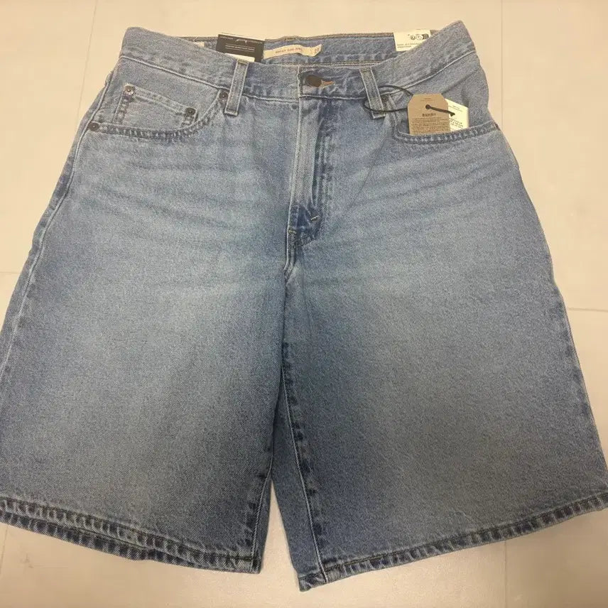 [BUNJANG] Levi's Women's Bermuda Dad Pants / 새상품:) 리바이스 여성 배기 대드 버뮤다팬츠 27사이즈
