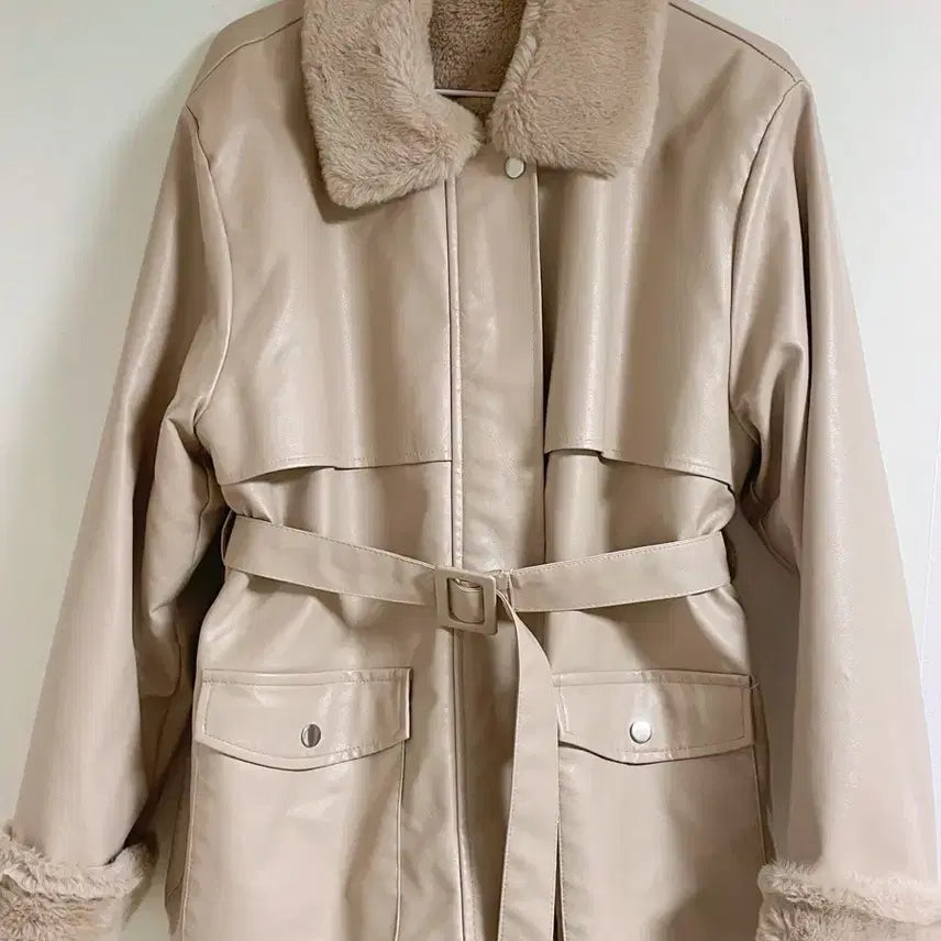 [BUNJANG] NeedOn Women's Faux Fur Belted Leather Jacket / 정가5.2/드라이 완료) 여자 퍼 무스탕 벨트 가죽자켓 니드온