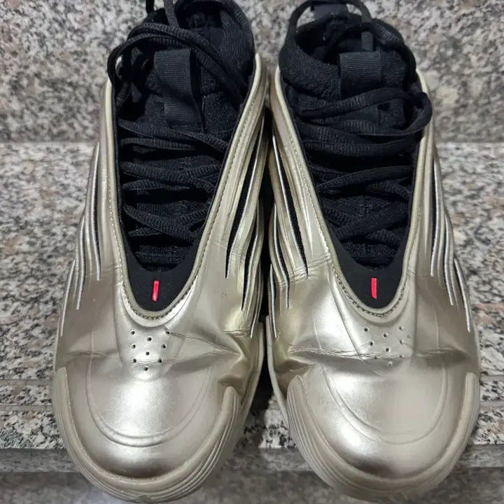 [SOLD OUT] 아디다스 하든 9 사이즈 270 메탈 NBA (거의새것!)