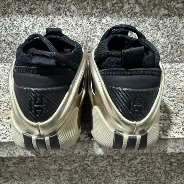 [SOLD OUT] 아디다스 하든 9 사이즈 270 메탈 NBA (거의새것!)