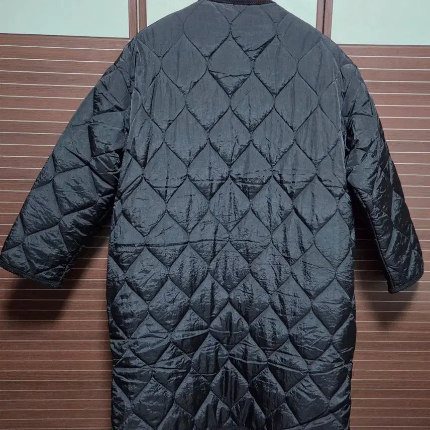 [BUNJANG] No Collar Quilted Long Jumper / 노카라 퀄팅 빅포켓 롱 점퍼(새상품)