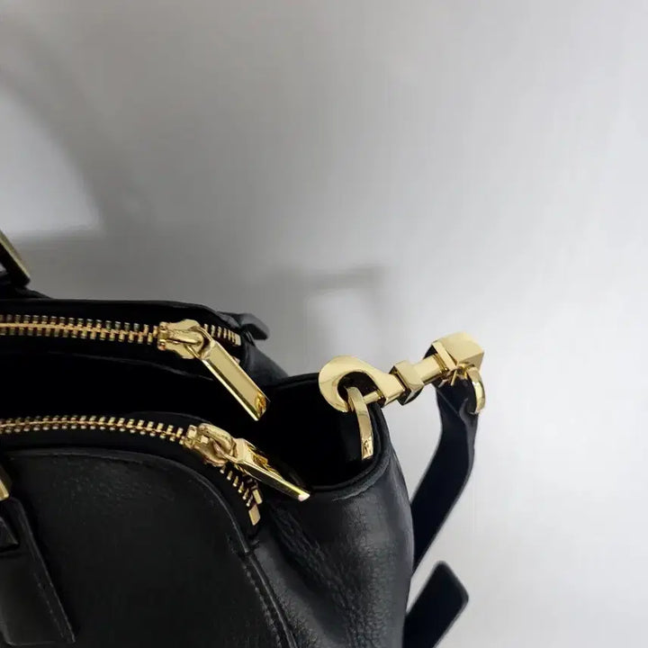[BUNJANG] Tory Burch Black Leather Crossbody Tote Bag / 토리버치 블랙 레더 크로스백 토트백
